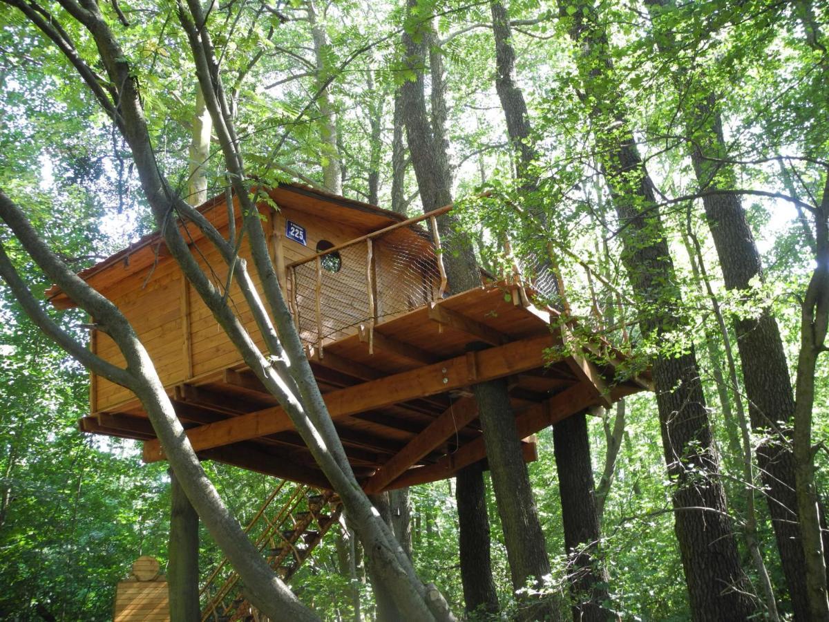 Villa Treehouse V Brdech Bohutín Exterior foto