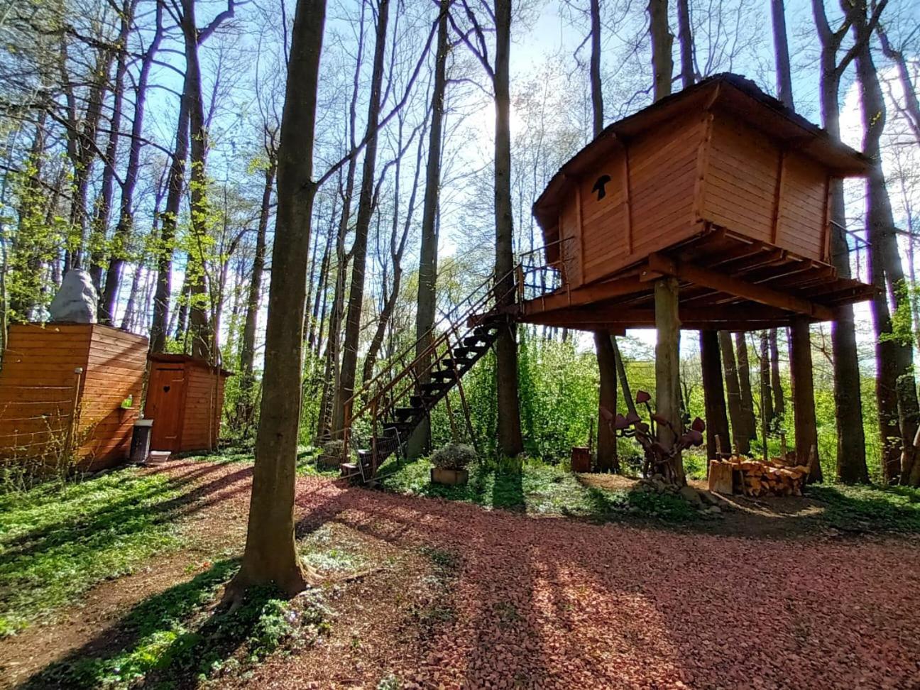 Villa Treehouse V Brdech Bohutín Exterior foto